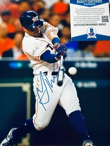 Jose Altuve Signed (BAS) 8x10 Houston Astros WS Champs Autograph BECKETT - Picture 1 of 3