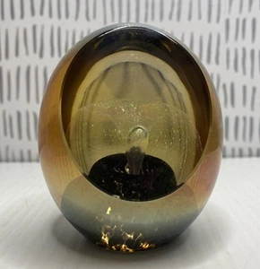 Signed & Dated Hand-Blown Glass Paperweight. Artist Robert Eickholt 2000 - Picture 1 of 14
