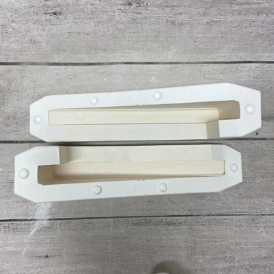 Vintage 1993 Unbranded Ceramic Casting Mold Universal Base #1657 - Image 1 of 4