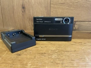 Near Mint Sony Cyber-Shot DSC-T9 Digital Camera Carl Zeiss Vario Tessar Lens - Picture 1 of 11
