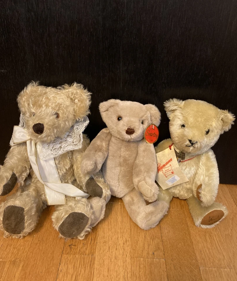 Schöner Althans Teddy mit zwei Freunden - Bild 1 von 2