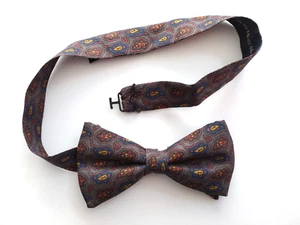 VINTAGE * SIZE 14" - 18.25" GREY NAVY & RED PAISLEY SILK PRINT MEN'S BOW TIE - Picture 1 of 6