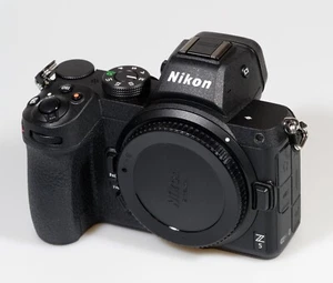 Nikon Z5 Kamera in top Zustand, inkl. Original Zubehör und Originalverpackung - Bild 1 von 11