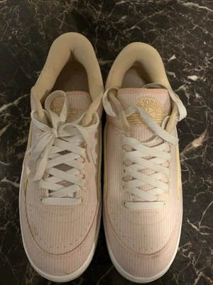 Women’s Nike Air Jordan Size 9.5 Pink White Laces Yellow 2022 DX6930-600 - Image 1 of 4