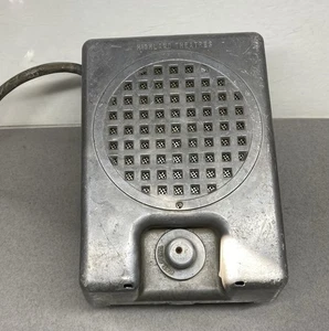 Vintage drive in movie theater Metal speaker ~ Reed Speaker Co~ Golden Co - Picture 1 of 13