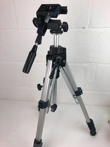 Slik 88 Camera/Video Tripod + Pan/Tilt Head - Picture 1 of 15