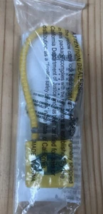 Mossberg Yellow Cable Lock Gun Lock Firearm Lock Two Keys NEW W/Instructions - Picture 1 of 1