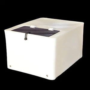 New Era Live Bait Tank - 100 Ltr with Standard Acrylic Lid - Picture 1 of 3