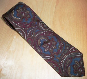 Lord & Taylor Red and Blue Floral Men's Silk Neck Tie 54" Long x 3.25" W (D114) - Picture 1 of 4