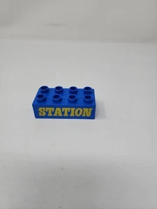 Lego Duplo BLUE STATION SIGN for Town Train or Police Replacement Part Piece - Picture 1 of 4