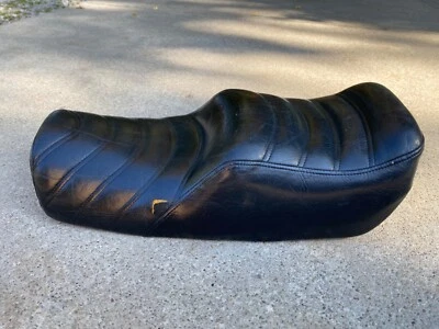 Asiento Suzuki GS 1000 E Foto 1 de 4