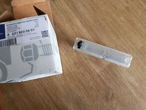 Genuine Mercedes W460 W461 interior lamp A6318200401 - Picture 1 of 4