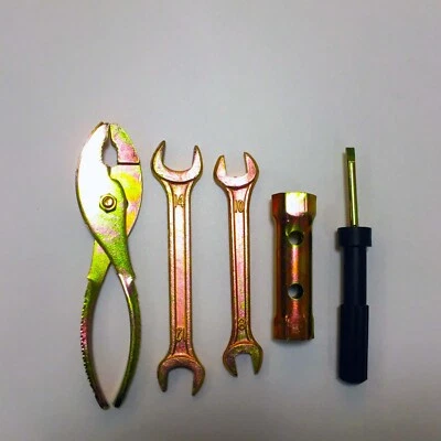 Motorcycle Tool Kit For Honda  CT90 C110 S65 S90 C200 ST1300 C100 C70 CM91 CT70 — 第 1/4 张图片