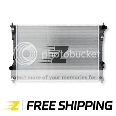 Radiador de núcleo de aluminio para Ford Explorer Flex Lincoln MKT 2.0 3.5 3.7L 2010-2016 Foto 1 de 4