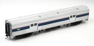 Coche de equipaje Budd Walthers Proto HO Amtrak 73' fase IVb (fase VI) personalizado - Imagen 1 de 9