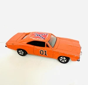 ERTL DUKES OF HAZZARD Dodge Charger GENERAL LEE 1981 Vintage TV Show Toy Car 01 - Picture 1 of 6