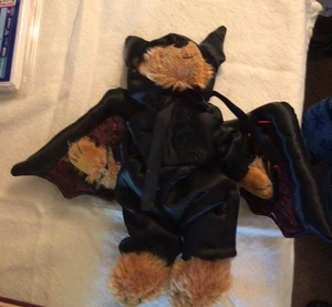 TY  Beanie Baby  VLAD BAT  w Tag Halloween - Picture 1 of 3