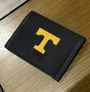 NCAA Licensed Sports Tennessee Volunteers Logo Printed Tri-Fold Nylon Wallet - Picture 1 of 5