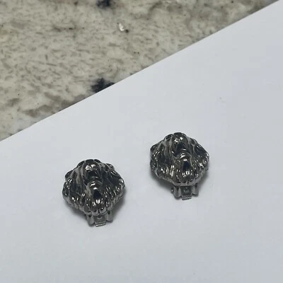 Pendientes de clip Lisner firmados tono plata - cabeza de león Foto 1 de 4