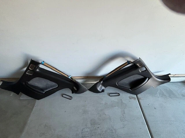 1998 Jaguar XK8 Coupe 后面板 — 第 1/4 张图片