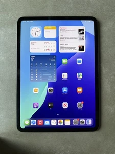 MINT Apple iPad Pro 11 inch, M4 256GB WiFi, Space Black. - Picture 1 of 4