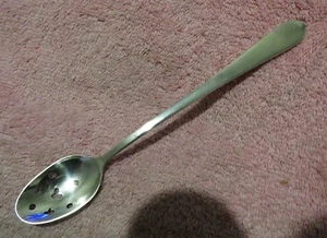 Stieff Sterling Betsy Patterson pattern Long Handle Pierced Olive Spoon 7.5" lg - Picture 1 of 5