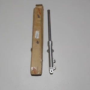 SUZUKI GSX125 2007 -13 RIGHT FRONT FORK LEG STANCHION - NEW OLD STOCK 51104-34G - Picture 1 of 10