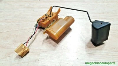 1999-2003 TOYOTA solara fuel level sending unit 83320-33030 oem b12 - Image 1 of 3