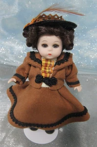 Madame Alexander 5" AUTUMN #25860-Near Mint -Porcelain-w/stand - Picture 1 of 6
