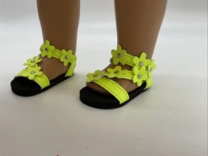 Sandalias Amarillas Verde Flor Zapatos 18" Muñeca Ropa Se Adapta a American Girl Nuevas - Imagen 1 de 4