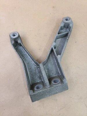 Soporte inferior colector OEM BMW E36 318ti 318i Z3 1,9 L M44B19 M44 Foto 1 de 4