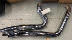 Custom Radius Harley Dyna FXD OEM Pipes Exhaust Heat Shields Swoopy 1991-05? - Foto 1 di 9