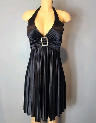 Vestido plissado vintage Y2K Speechless Halter tamanho pequeno preto babydoll cetim Gatsby - Imagem 1 de 4