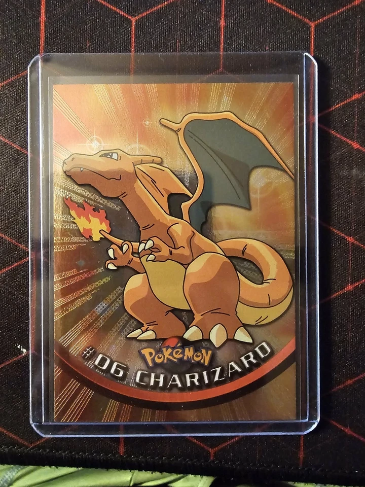 1999 Topps #06 Charizard Holo Foil TV Animación Serie 1 Pokémon Negro Logo Casi Nuevo Foto 1 de 2