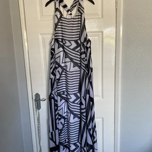 Maxi Dress Size 24 Simply Be - Picture 1 of 5