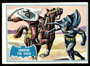 1966 Topps Batman Blue Bat Snaring The Sheik #8B - Imagen 1 de 2