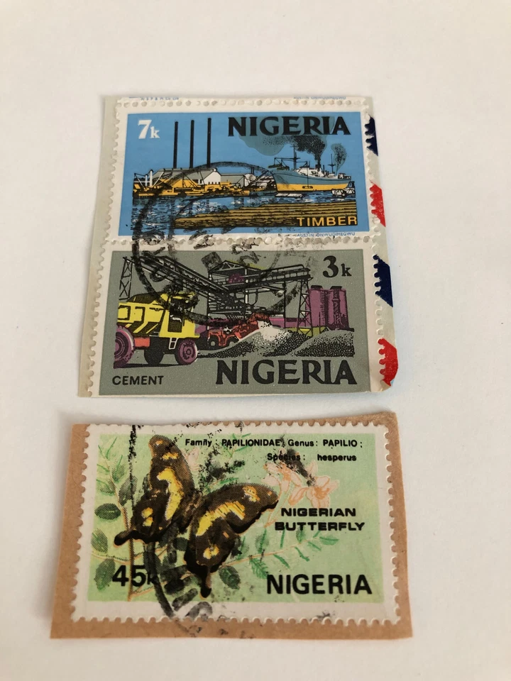 Lote de 3 estampillas de NIGERIA mariposa, barco, camión de cemento (en papel de sobre) Foto 1 de 1