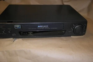PANASONIC VIDEO PLAYER VHS - NV-HD680 B MULTISYSTEM ohne Fernbedienung - Bild 1 von 10