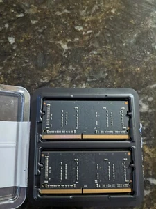 8 GB 2 X 4GB 2400 MHz DDR4 260 PIN UNBUFFERED NON-PARITY SDRAM (Compatible with - Picture 1 of 1