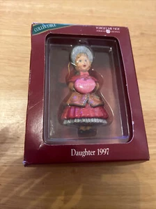 American Greetings Tochter Weihnachtsschmuck 1997 Herz Petticoat Vintage Neu - Bild 1 von 2