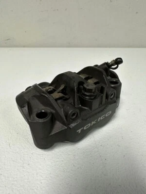 Pinza de freno delantera derecha Honda CBR1000RR 2013 45150-MFL-G21 2009 2010 2011 2012 Foto 1 de 2