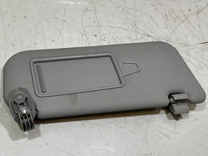KIA RIO 2016 MK3 PARASOL ESPEJO RETROVISOR DELANTERO DERECHO CONDUCTOR FUERA DE LADO/2011-17 - Imagen 1 de 6