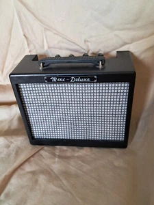 Amplificador de guitarra Fender MD20 Mini Deluxe 1 vatio RQP - Imagen 1 de 3