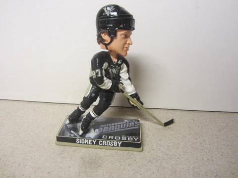 Sidney Crosby Pittsburgh Penguins Bobblehead Forever Collectibles LIMITED ED Cover