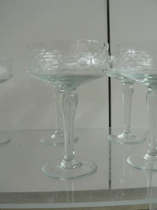 6 X Vintage Art Deco Style Etched Champagne Coupe Glasses Saucer - Picture 1 of 5