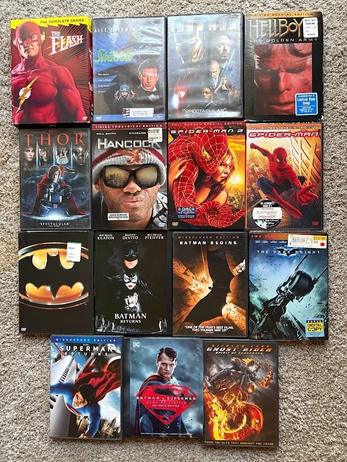 Lot of 15 Superhero DVD Movies: Batman Returns Foto 1 de 1