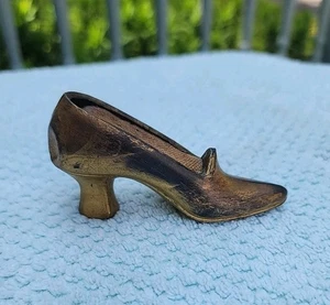 Antique Shoe Heel Pin Cushion - Picture 1 of 9