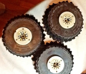 ELECTROLUX #B-8 BAND & 3 BÜRSTEN (SCHONEND GEBRAUCHT, GEREINIGT) BODENPOLIERER 11 14 25B - Bild 1 von 8