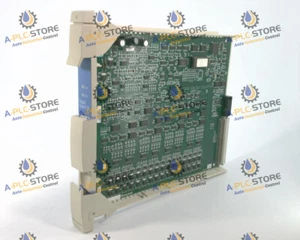 Honeywell MU-PDOY22 D/O32 80363975-100 Digital Output Module Rev F Via FEDEX - Picture 1 of 3
