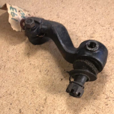 Willys LH 1937-1939 Tie Rod End NORS Foto 1 de 4